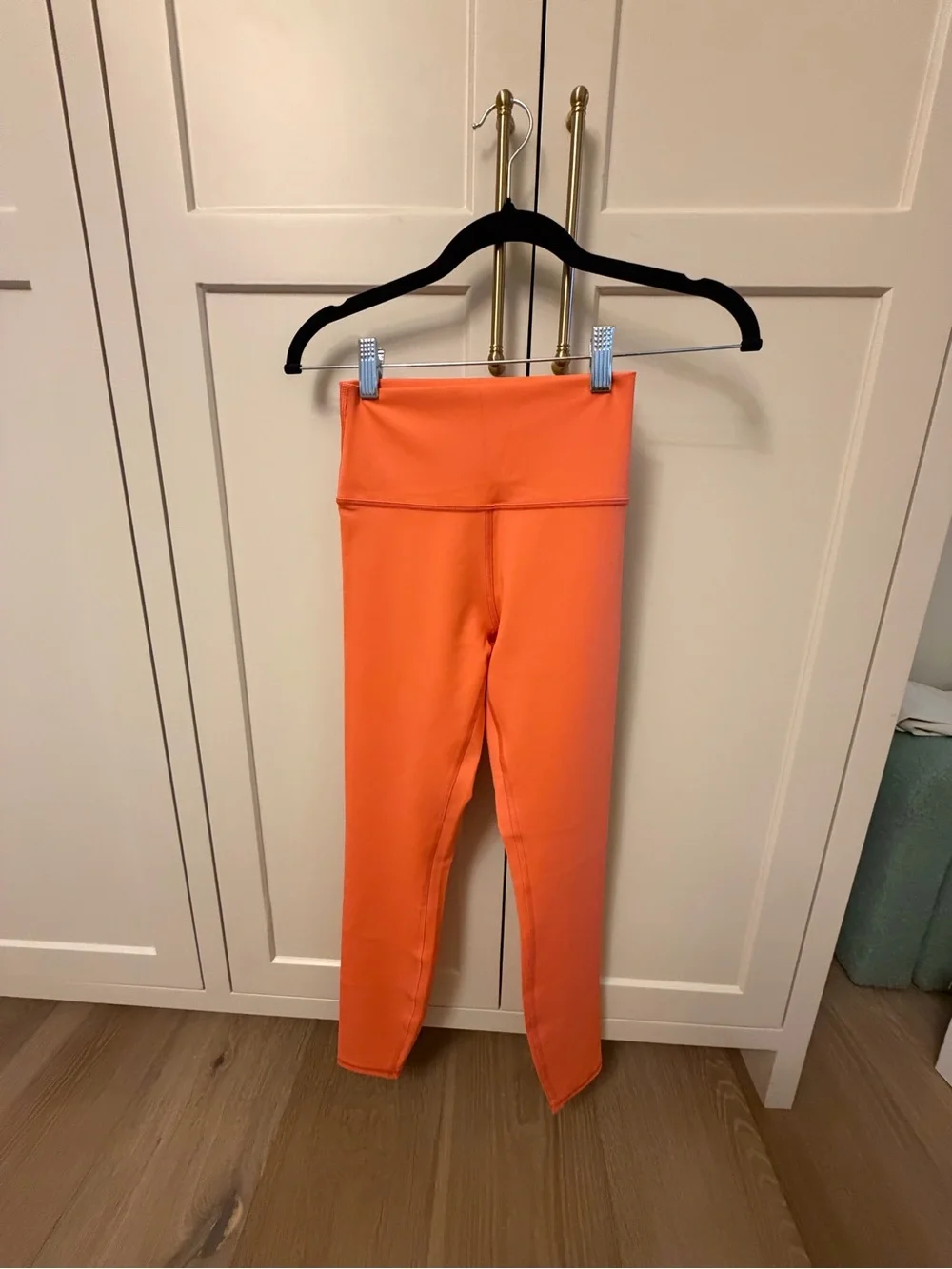 ALO yoga airlift High-Waist Orange Leggings